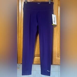 NWT Saucony Scoot Crop Purple Womens Running Leggings Small